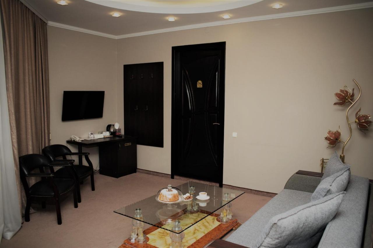 Shadow Boutique Hotel & Spa คีชีเนา ภายนอก รูปภาพ